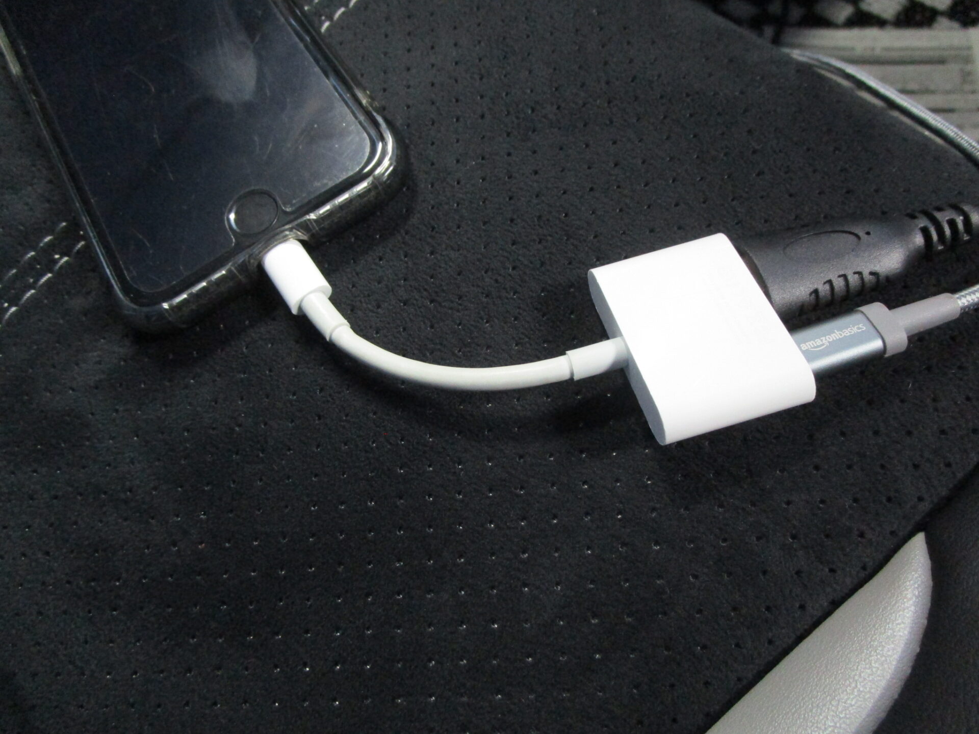 トヨタ【ディスプレイオーディオ】でiPhone・androidをミラーリングしてYoutube等を見る方法と必要キット